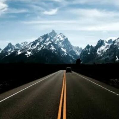 बहुत मशरूफ जमाना है