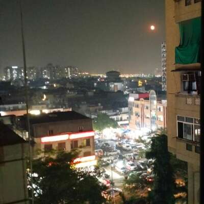 * चांद बोना पड गया *