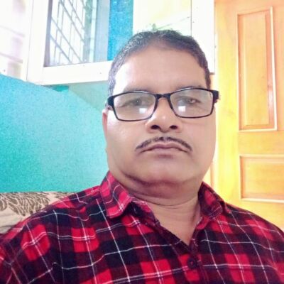 रूह उलझन में है बदन के साथ