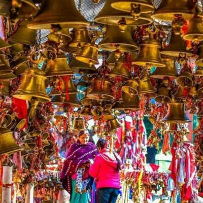 गोलू देवता मूर्ति स्थापना समारोह ।