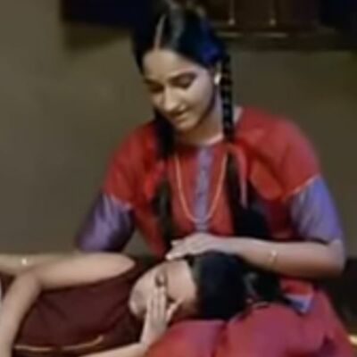 कौन है माँ