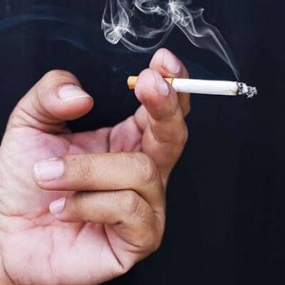 ज़िन्दगी की तरकश में खुद मरता है आदमी…