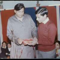 *सुप्रसिद्ध हिंदी कवि डॉक्टर उर्मिलेश ः कुछ यादें*