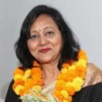*डॉ अर्चना गुप्ता जी* , मुरादाबाद(कुंडलिया)*