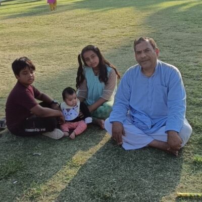 *बुढ़ापे का असर है यह, बिना जो बात अड़ते हो 【 हिंदी गजल/गीतिक