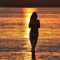 नीर, तुझ संग रिश्ता है इस तरह...