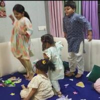 *मस्ती देखो कर रहे, बच्चे मिलकर आप (कुंडलिया)*