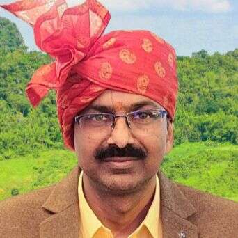 घर घर रंग बरसे