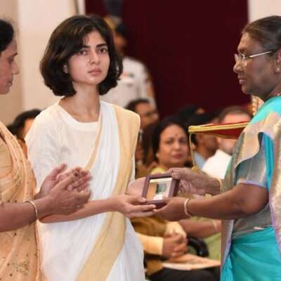 तेरे सिंदूर की शहादत का, दर्द नहीं मिट रहे हैं…