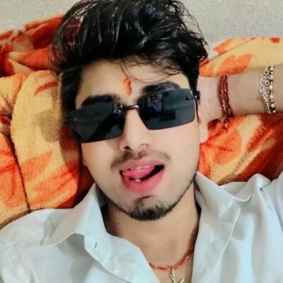 * मेरे दिल में भी युद्ध होता है*