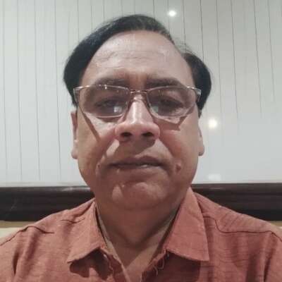 आता है याद सबको ही बरसात में छाता।