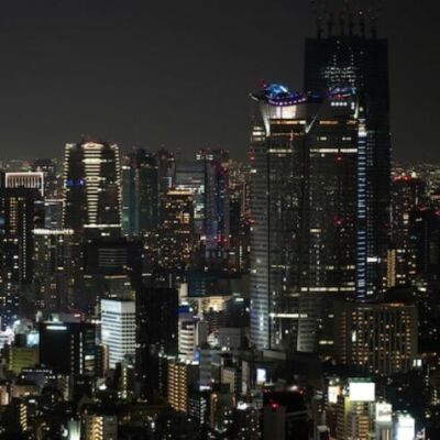 रोशनी से नहाए शहर