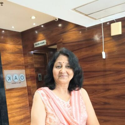 दिल है पाषाण तो आँखों को रुलाएँ कैसे