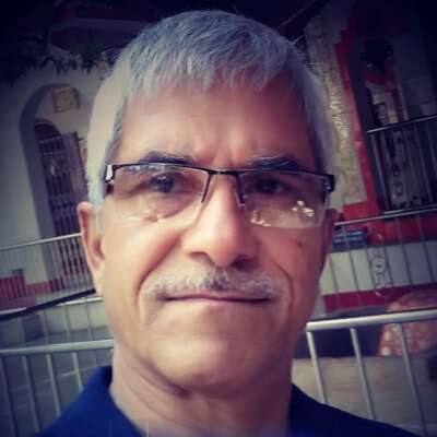 बढ़ते जाना है