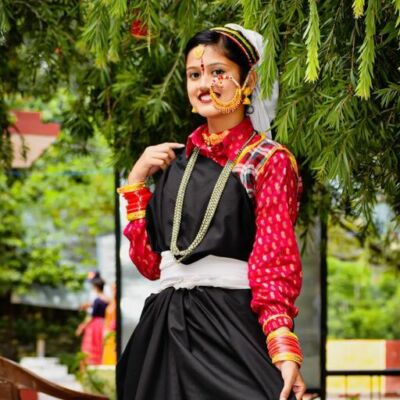 ‘क्य छै तु’ (गढ़वाली कविता)