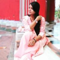 खामोशी में घुली बातों का, अपना हीं पैमाना है,