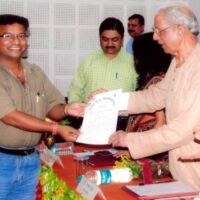 पुराने फोटो एल्बम का दर्द