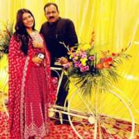 जिस्म से जान जैसे जुदा हो रही है...