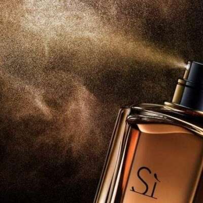 खुशबू बन कर