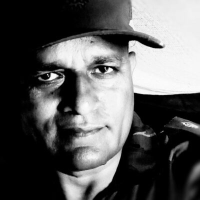 फितरत न कभी सीखा