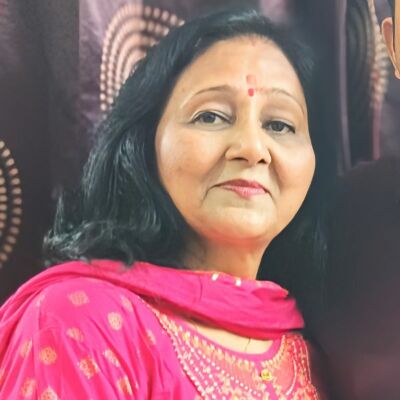 रँग सारे छोड़ गेरुआ परिधान बन गया