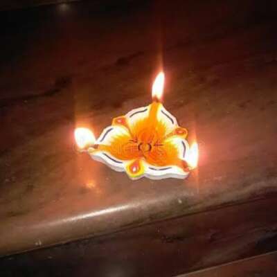 दीप जले है दीप जले