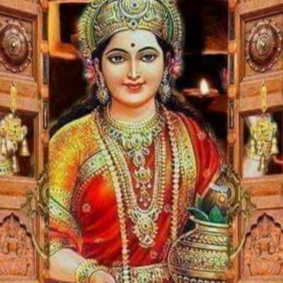 धन की देवी