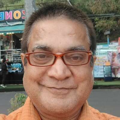 बस नेक इंसान का नाम