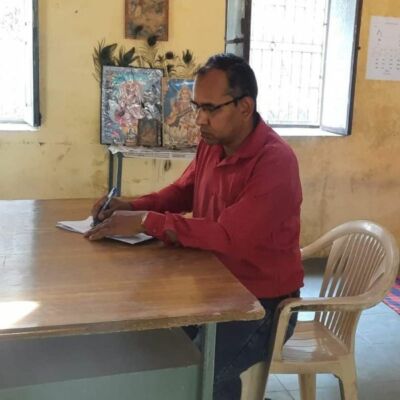 परिवार तक उनकी उपेक्षा करता है