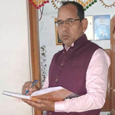 लेकिन मैं तो जरूर लिखता हूँ